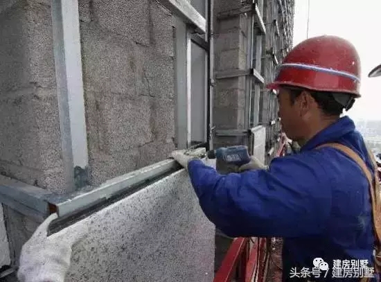 農(nóng)村別墅外墻干掛的優(yōu)點(diǎn)和施工方法，不能花錢買吃虧！